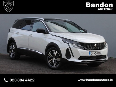 2024 (241) Peugeot 5008