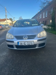 2006 - Volkswagen Golf Manual