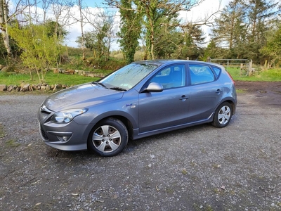 2011 - Hyundai i30 Manual