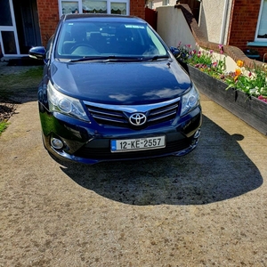 2012 - Toyota Avensis Manual