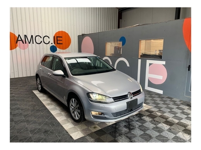 2013 (132) Volkswagen Golf