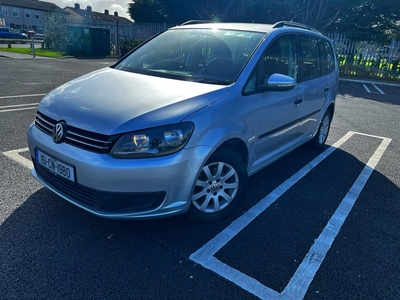 2015 - Volkswagen Touran Manual