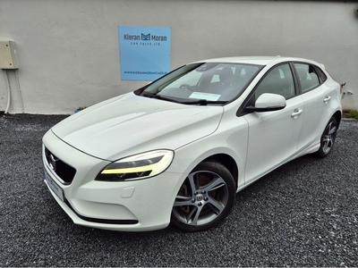 2016 (162) Volvo V40