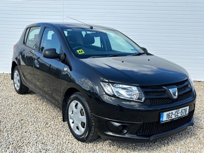 2016 - Dacia Sandero Manual