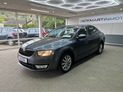 2016 - Skoda Octavia Manual