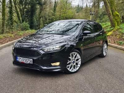 2017 - Ford Focus Manual