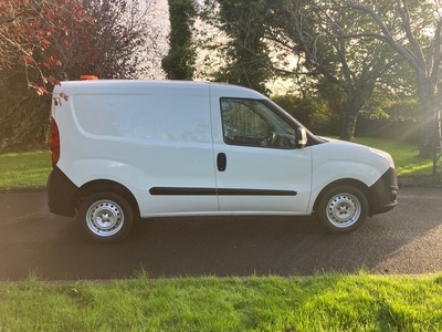 2017 - Opel Combo Manual