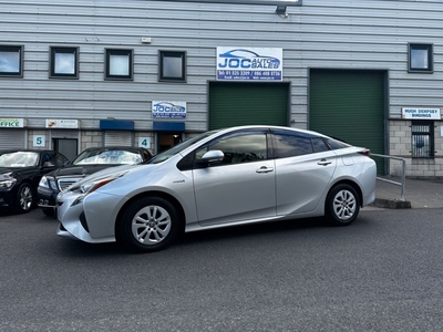 2016 - Toyota Prius Automatic