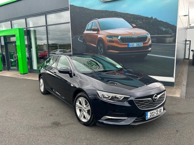 2020 - Opel Insignia Manual