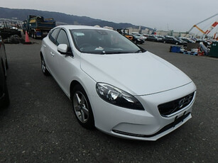 2015 Volvo V40