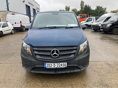 MERCEDES-BENZ VITO