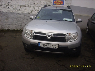 2013 - Dacia Duster Manual