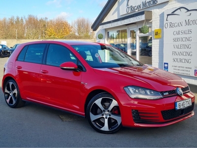 2016 - Volkswagen Golf Automatic