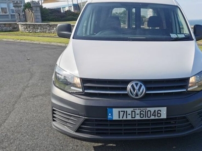 2017 - Volkswagen Caddy Manual