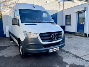 MERCEDES-BENZ SPRINTER