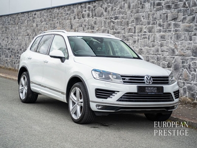 2016 (162) Volkswagen Touareg