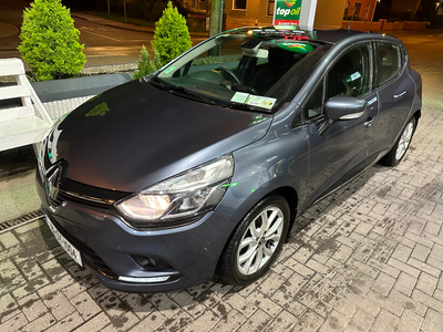 2018 (181) Renault Clio