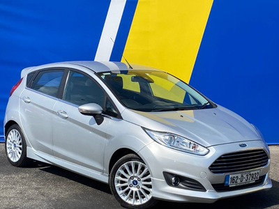 2016 (162) Ford Fiesta