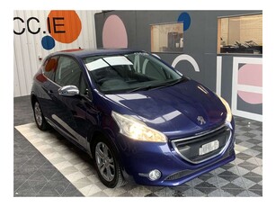 2015 (151) Peugeot 208