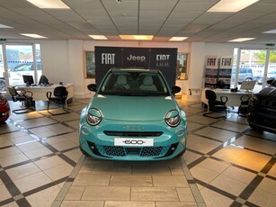 2024 (242) Fiat 600