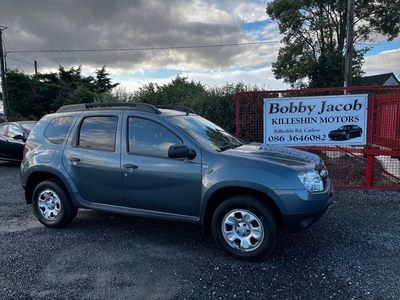 2014 - Dacia Duster Manual