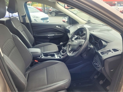 2019 - Ford Kuga Manual