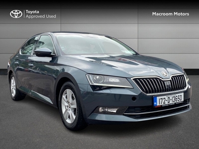 2017 - Skoda Superb Manual