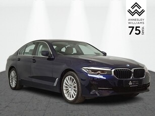 2021 (212) BMW 5 Series