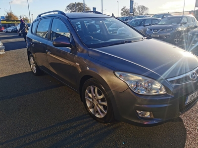 2010 - Hyundai i30 Manual