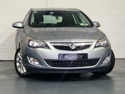 2012 (12) Vauxhall Astra