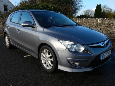 2012 - Hyundai i30 Manual