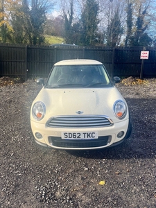 2012 - Mini ONE Manual