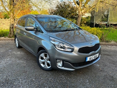 2014 - Kia Carens Manual