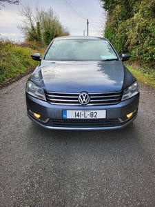 2014 - Volkswagen Passat Manual