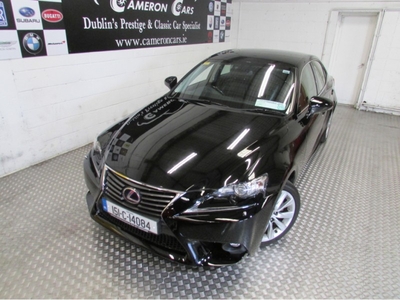 2015 (151) Lexus IS 300h