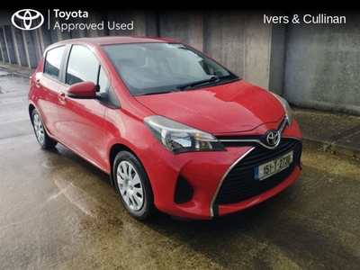 2015 - Toyota Yaris Manual