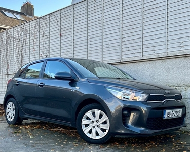 2019 - Kia Rio Manual