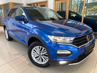 2021 (211) Volkswagen T-Roc