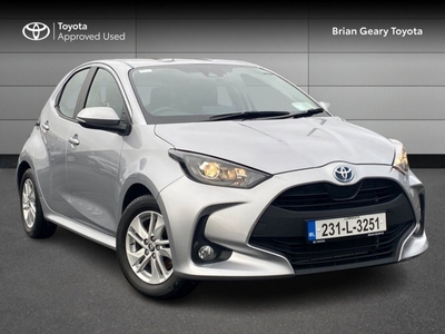 2023 - Toyota Yaris Automatic