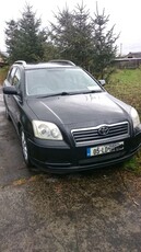 2005 - Toyota Avensis ---