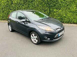 2010 - Ford Fiesta Manual