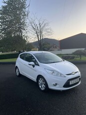 2011 - Ford Fiesta Manual