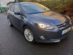 2012 - Ford Focus Manual