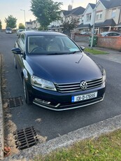 2013 - Volkswagen Passat Manual