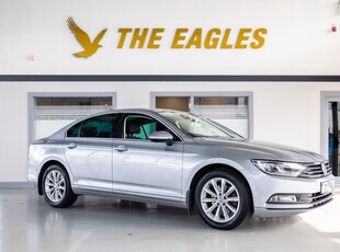 2018 - Volkswagen Passat Manual