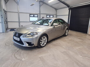 LEXUS IS 300 H