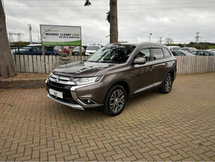 MITSUBISHI OUTLANDER