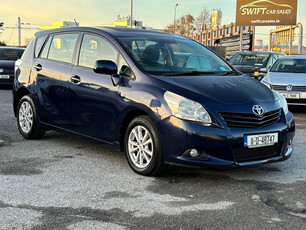 TOYOTA VERSO