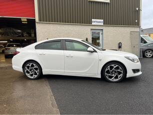 VAUXHALL INSIGNIA