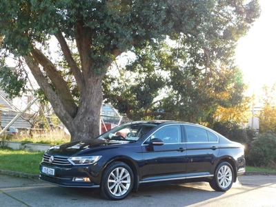 2017 - Volkswagen Passat Manual